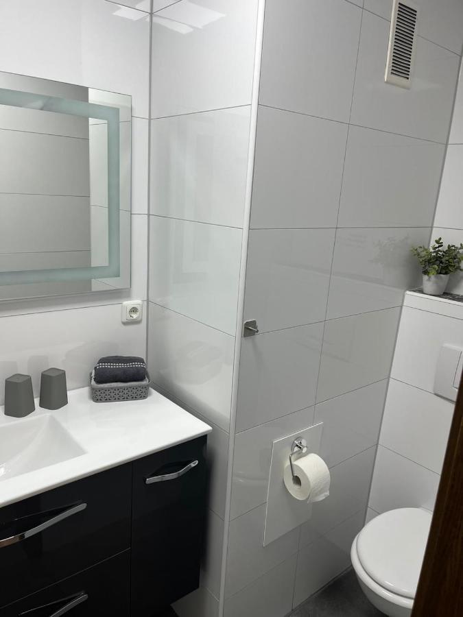 Ferienwohnung Emilia Köln Ngoại thất bức ảnh