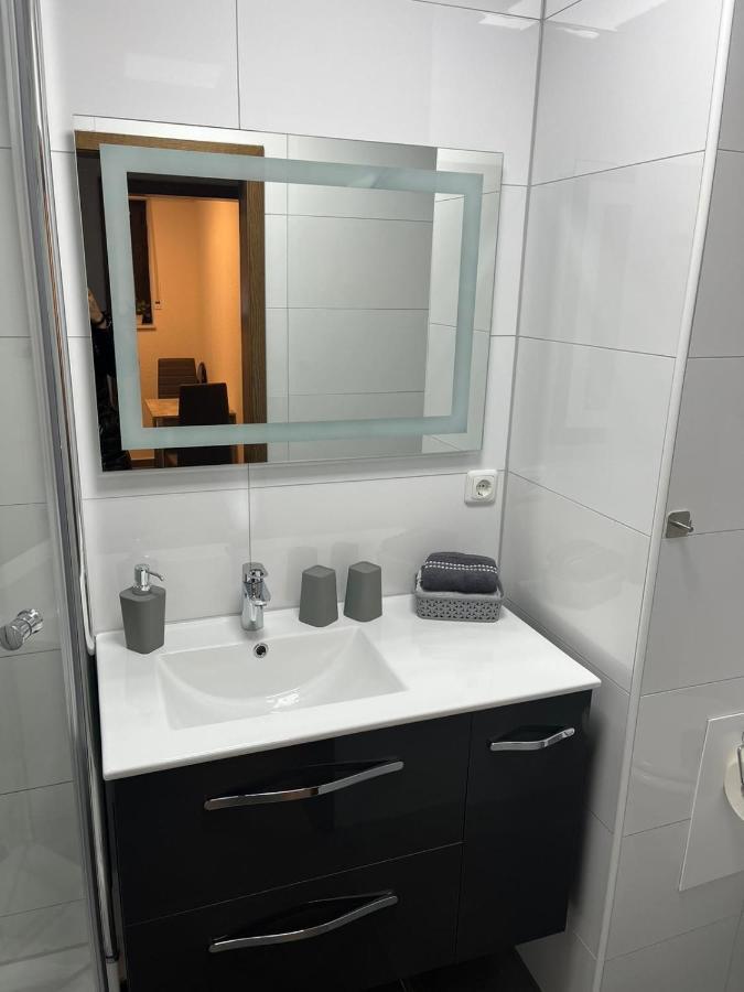 Ferienwohnung Emilia Köln Ngoại thất bức ảnh